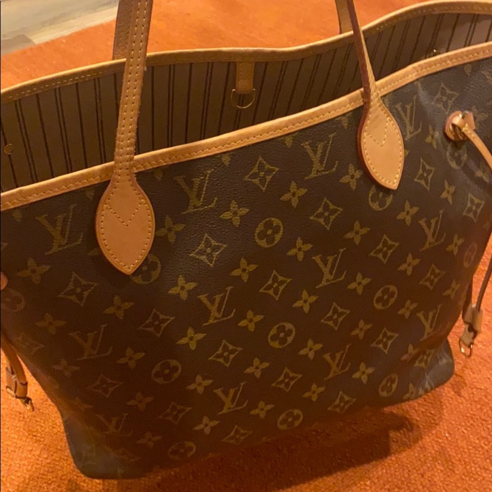 Louis Vuitton Neverfull MM